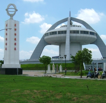 Tropic of Cancer Monument